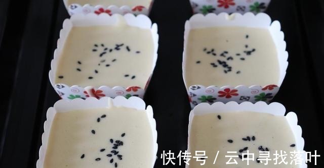 无盐黄油|奥利奥夹心纸杯蛋糕家庭版做法，好吃可口，几分钟就能学会！