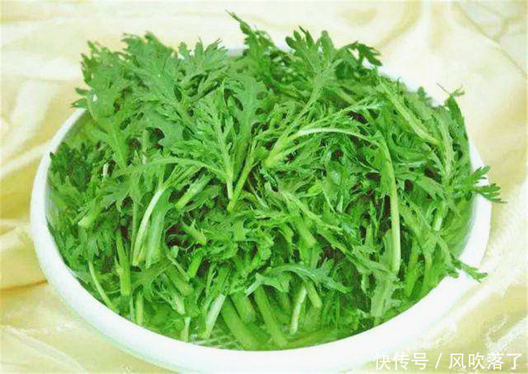 寒冷的冬天来了,三种食物给孩子吃,营养丰富,促进胃部消化