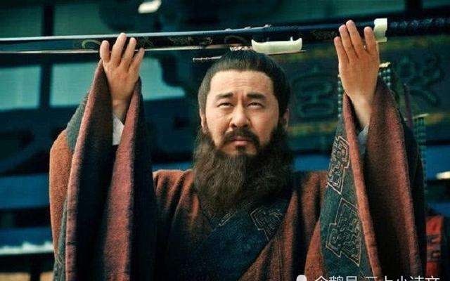 接连|关羽一辈子战无不胜?却被这个不太起眼的小人物接连两次打败