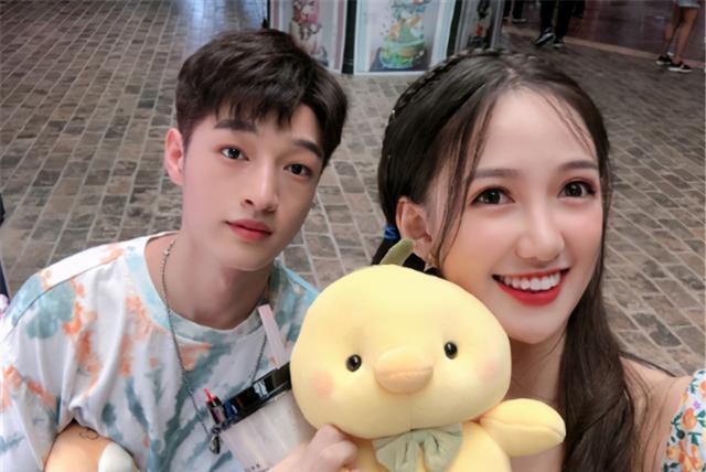 难言|和平精英落地成双:为撩妹都拼了,少东化身平底锅神!难言都照杀