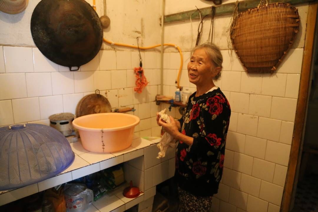 封面新闻|人物丨四川泸州79岁退休老人资助贫困学生长达53年 助力多名学子圆梦