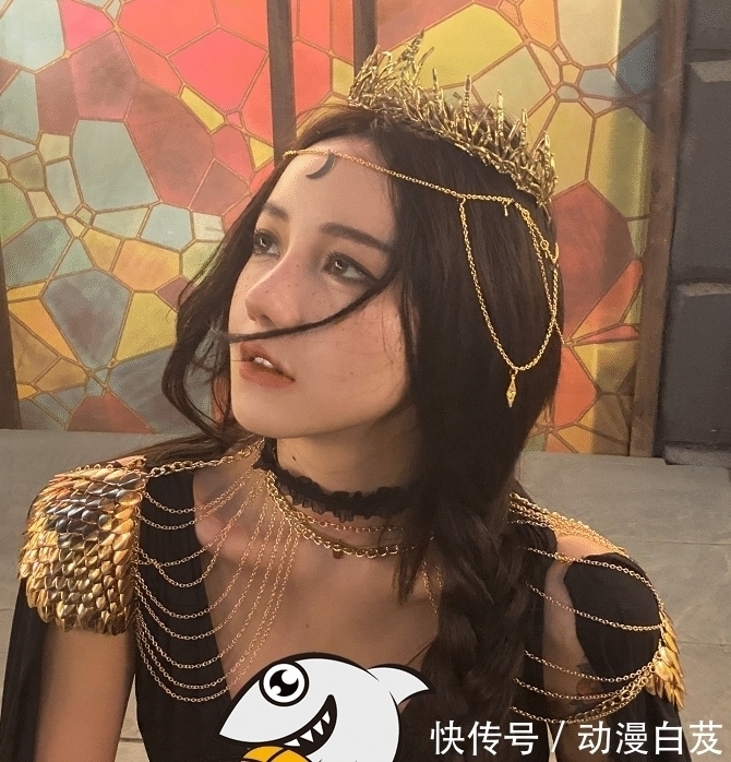 对此事|被造谣参与“多人运动”,网红洛丽塔维权胜诉,当事人出视频道歉