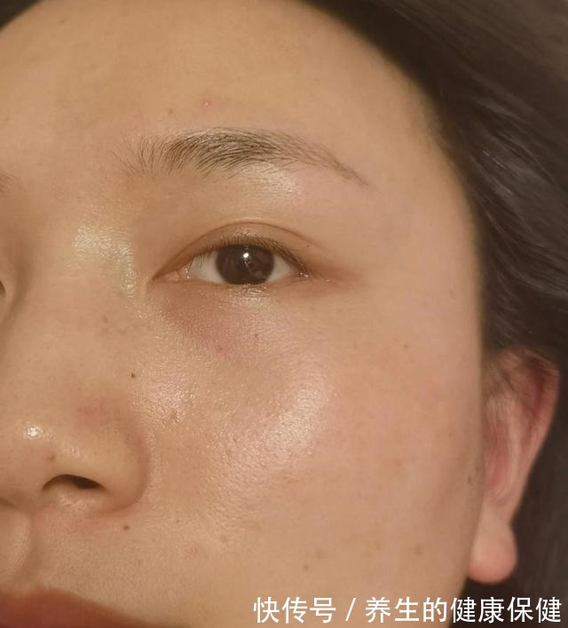 刺激性 早C晚A的嫩肤效果,你不会还不知道吧!在护肤圈地位很高!