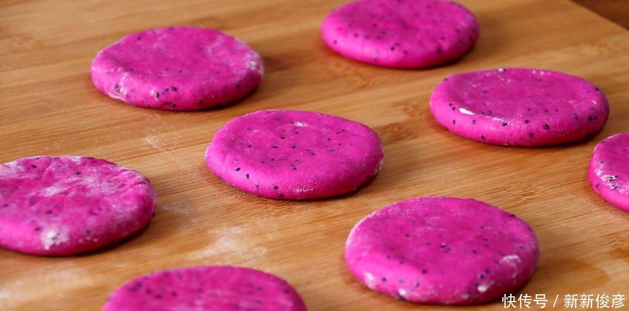 好吃|不要只是用面粉做糖蛋糕这是最好的制作方法它们有很多层酥皮,又甜又好吃