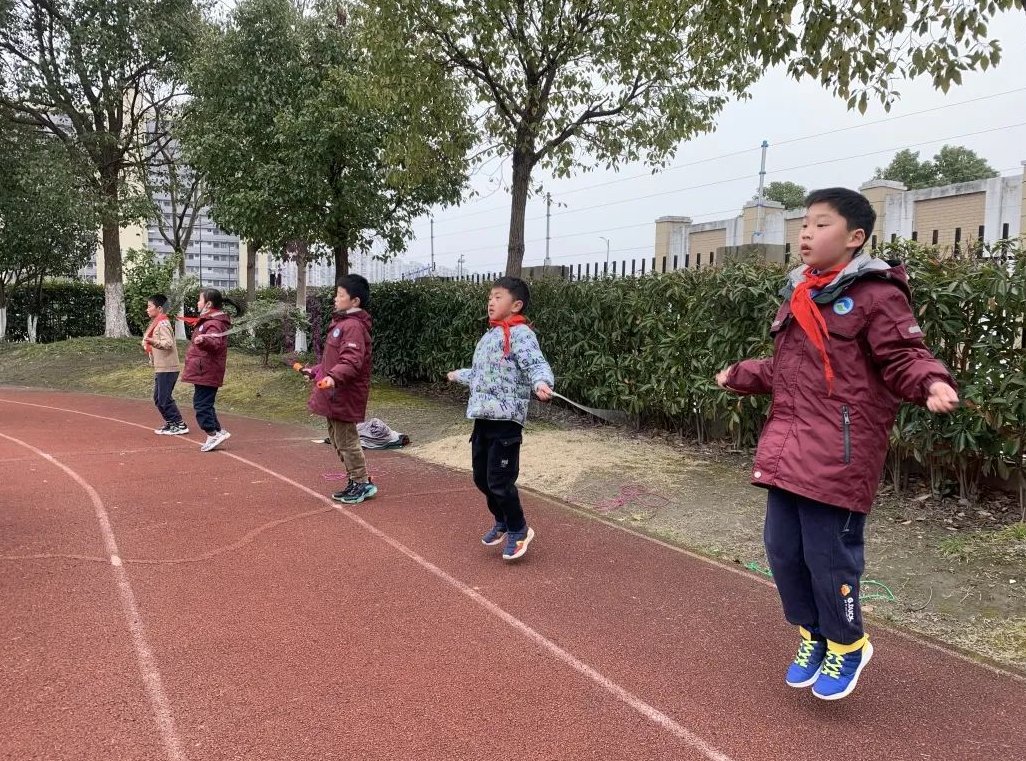 冬奥|浙师大附属丁蕙实验小学：“萌”虎闹春·蕙伢争先