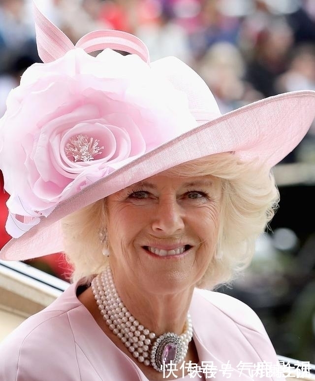 英国王室|如果女人只能拥有一件珠宝，那一定是珍珠！盘点英国王室珍珠珠宝