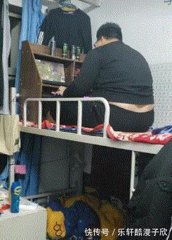 化妆|女人化妆前如何走路,和女人化妆后如何走路,哈哈哈