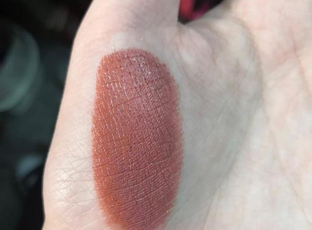 芭比粉 一看就是“直男癌”的四只口红,别再让男友送了,显黑太难看!