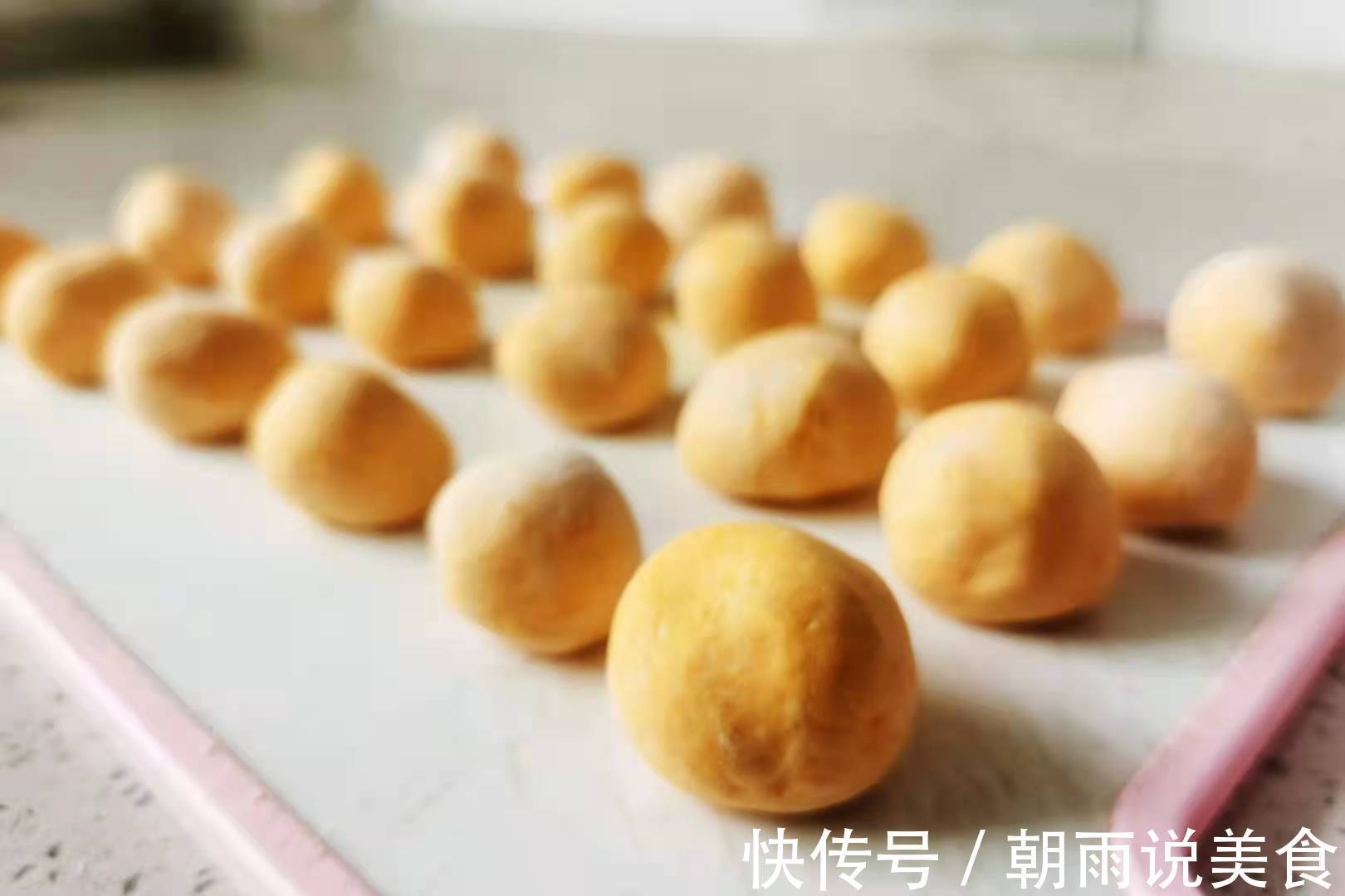 小丸子|入秋进补,南瓜是首选,改善睡眠,提高免疫力,不吃可惜了