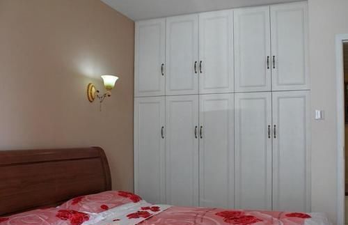 卧室|50平的小户型，老公硬在客厅隔出1间房，完工后大家都夸聪明