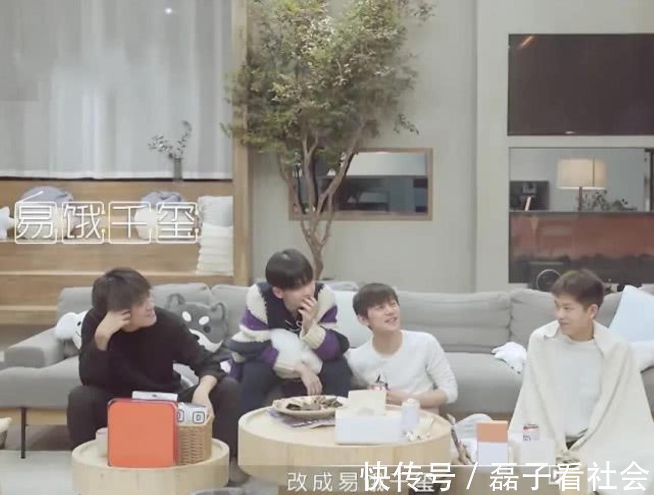 有种“意外”叫何炅给易烊千玺改名,把第二个字换掉,都说很合适-