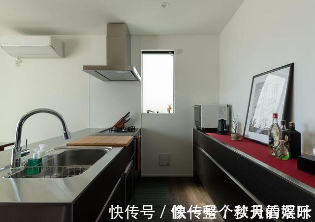 露台|顶楼复式,楼梯装家里占面积又碍事,不如把楼梯口封了挪到露台上