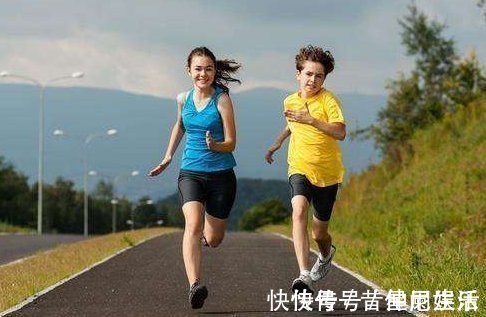 马拉松|坚持每天跑步和隔一天跑一次的人，哪一个减肥更有利？