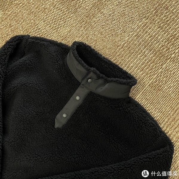 羽绒服 花小编来啦:优衣库与白山联名男装全系列开箱,上身体验哪些值得买