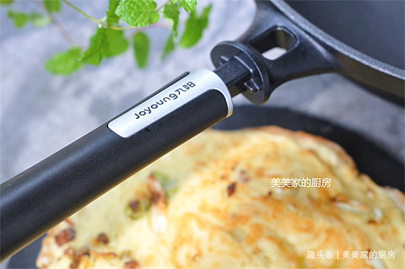 天热，孩子爱上了此早餐，一口下去满嘴生津，五分钟上桌超省事