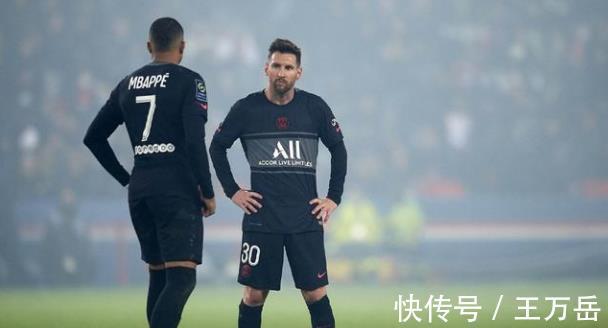 皇马|不走了?姆巴佩接受采访两次夸梅西伟大,表态愿意和梅西一起踢球