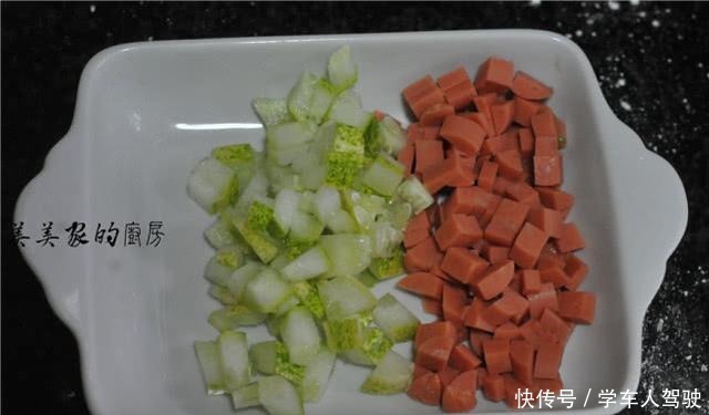 开学了,我每天早上都做它,10分钟上桌,营养好吃还顶饱!