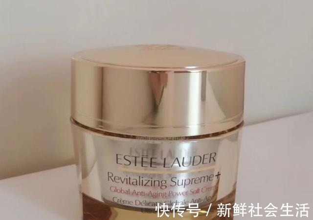 面霜 有些女人50岁都不显老,她们都怎么保养这几款面霜补水抗皱紧致!