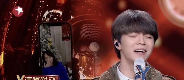陈立农演唱《时间都去哪儿》，妈妈视频连线惊喜现身，泪洒全场！