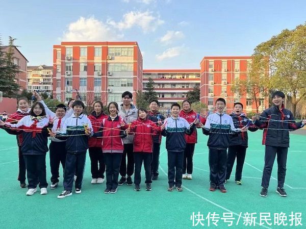 杨浦：课后服务来了教授和大学生|申时校园 | 复旦大学