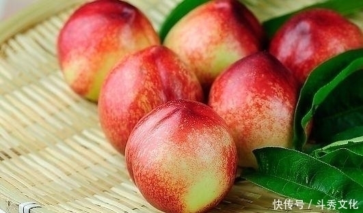 秋季|好消息:糖尿病人秋季吃这4种水果对血糖好,爱吃的人有福了!