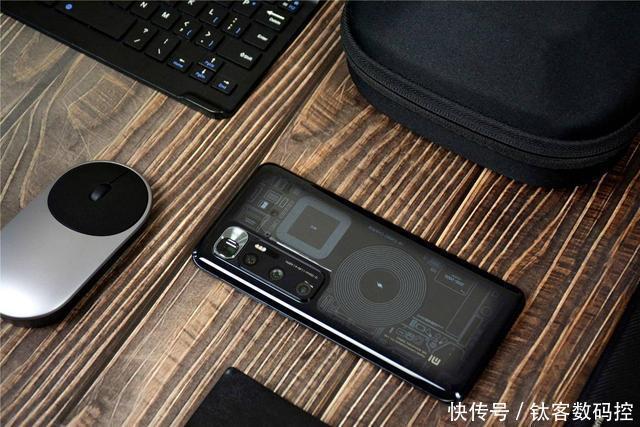 选择|为何时隔大半年网友还是选择Find X2?这些产品属性很关键