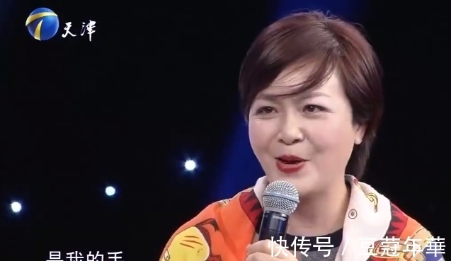 含丹$同样是“宝玉看呆宝钗”,老版宝黛钗太可爱,新版像大型宫斗现场