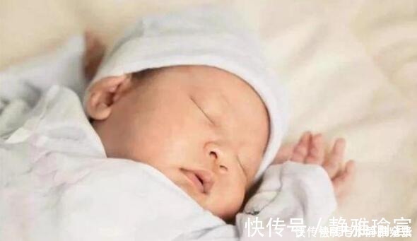 宝宝|宝宝吃奶,吃一会睡一会,咋回事儿答案很暖心,别再责怪宝宝了