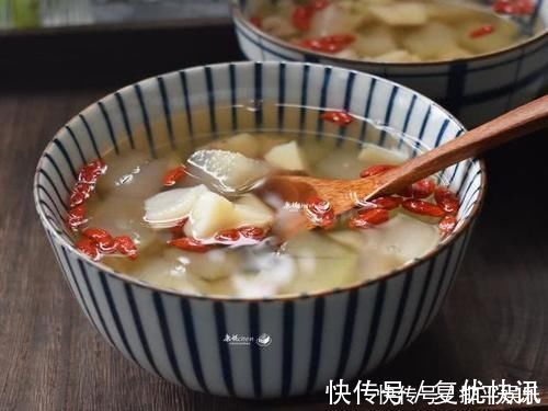 清热|用水果煮一锅汤,天然的甜味,简单快捷,清热润肺,春天上火要多喝