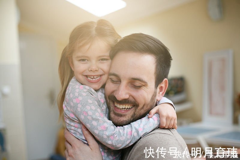 成长路|最伤孩子的爸爸，永远是下面四种，你中招了吗-