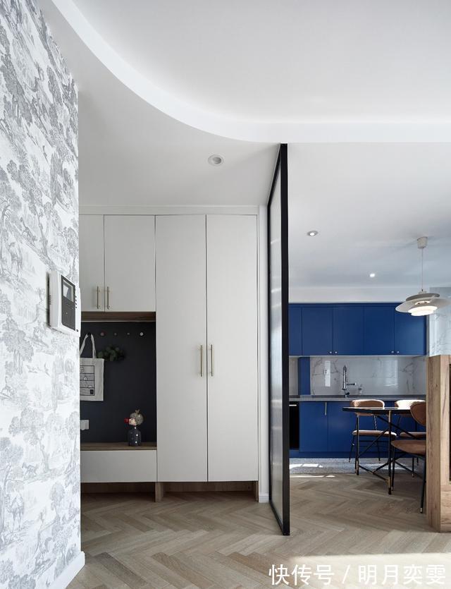 落地灯|64㎡的小窝被他设计成128㎡的样子，全屋堪称教科书式装修，惊艳