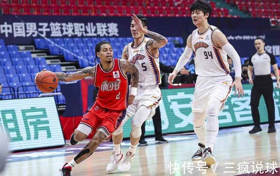 教练|官宣!国字号教练替代李春江 出任上海男篮临时主帅