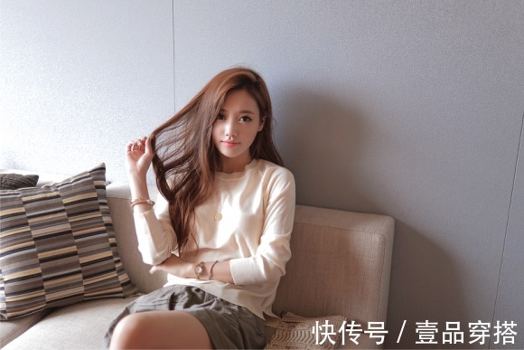 百搭|女神孙允珠高清时尚搭配:多色百搭简约薄款针织衫