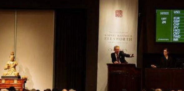 当成|老农捡得一个盆,当成烟灰缸3年,他用2包烟买下,最后卖了180万