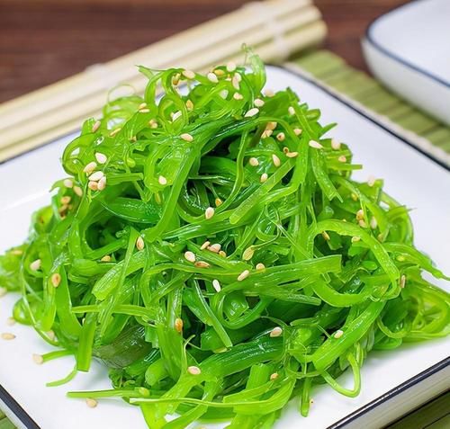 骨质疏松|花生竟是骨质疏松的发物？少吃2绿，到80岁骨骼也能硬似“金刚石”