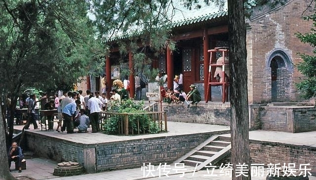 美国|美国人拍摄的80年代少林寺：释永信刚开始全面主持工作，商业气味渐浓