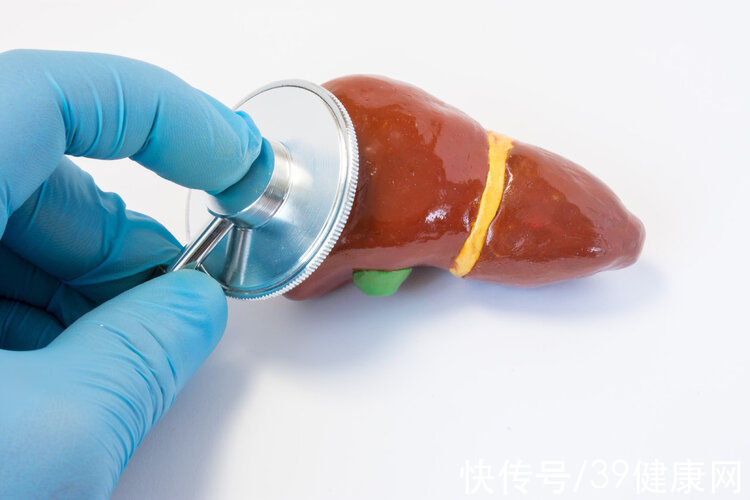 熬夜|25岁女子不喝酒，却被查出肝癌！专家提醒：熬夜成肝癌“催化剂”