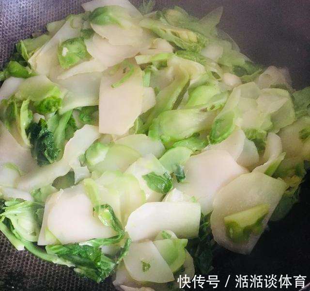 中薪|最补钙的不是牛奶,就是它,遇到多买些,补钙健脑,骨骼越来越强壮