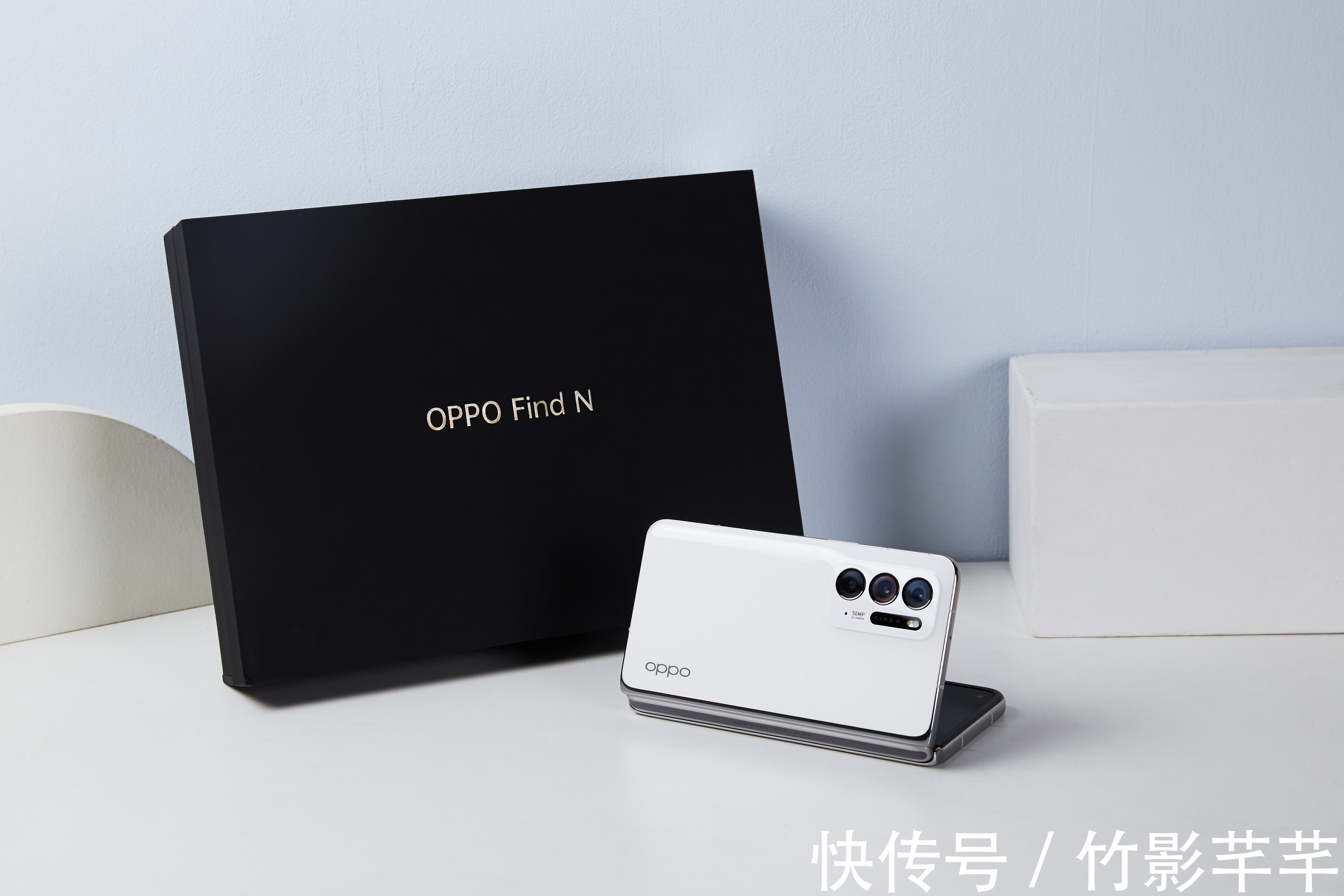 oppo|OPPO华为接连发布折叠屏手机，炫技还是噱头？屏幕和铰链成关键