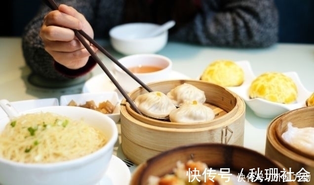 胆固醇|高血脂患者,3类食物要少吃为妙,否则不利于身体健康