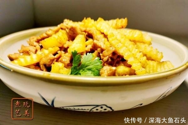 肉丝|土豆炒肉丝?薯条炒肉丝?一样的食材,动了手脚后,老少皆宜