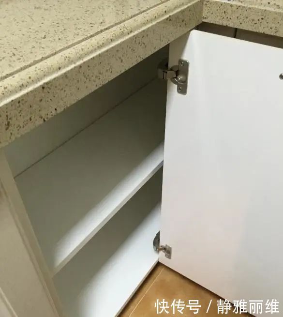 邻居们|老公只不过在厨房装了块隔板,没想到邻居们都争着过来看,晒晒