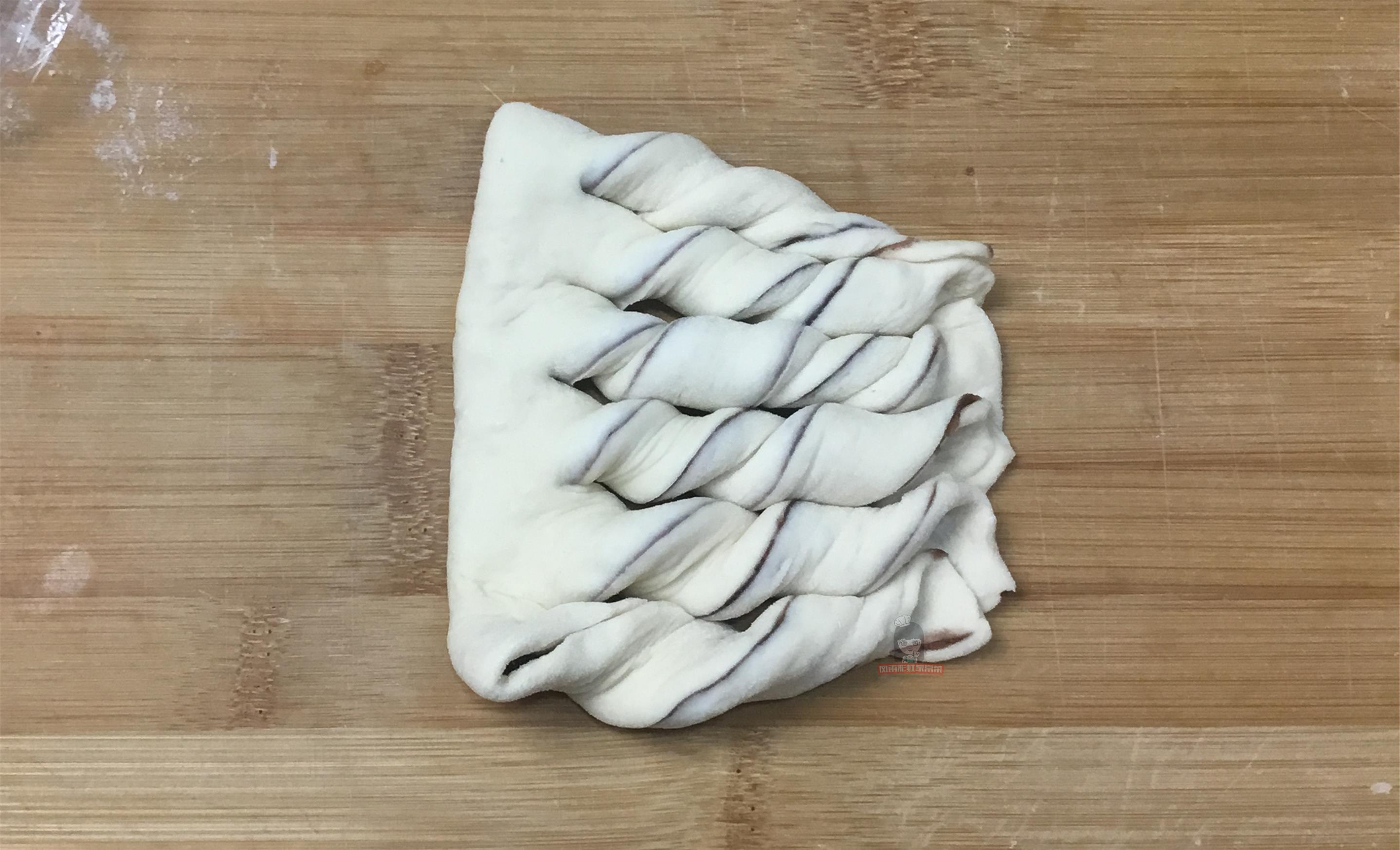 看一遍|花卷的创意新做法,一卷一夹还带馅,层次丰富看一遍就会做