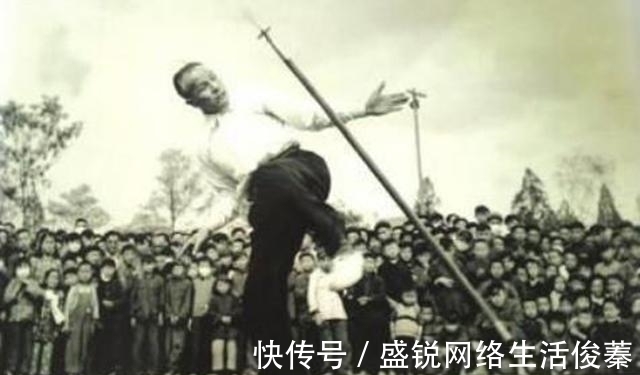 日本高手!民国武学大师 一跃5米, 70岁独自打败5位日本高手, 获称天下第一手