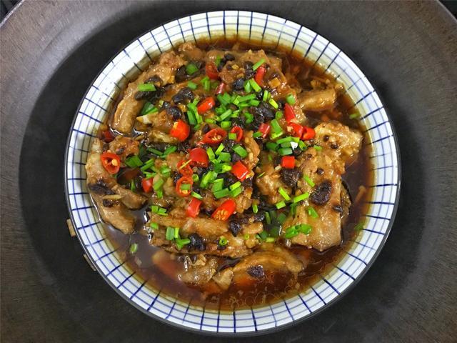 排骨不煮不炖不炸,教你秘制做法,嫩滑多汁入味,好吃不上火