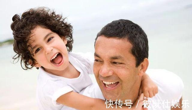 心理健康|孩子一觉醒来变“脑瘫”,只因在枕头下塞了这个,爸妈别大意