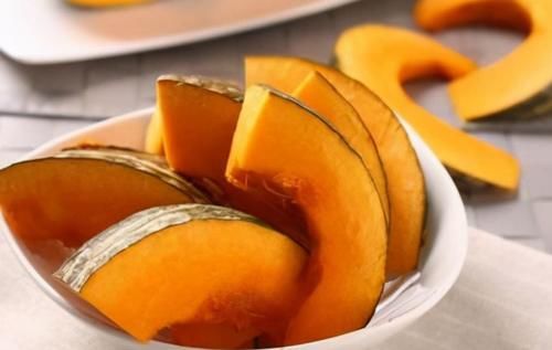 食物|女性担心老太快，三伏天多吃三种食物，排毒淡化色斑，改善睡眠