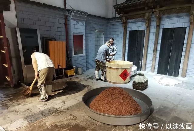 思路|一斤白酒到底要用多少粮食?全网都没谁算对,换个思路能算清?