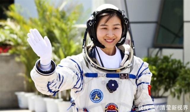 我国首位登上太空的女宇航员,现状如何为何回到地面就消失了