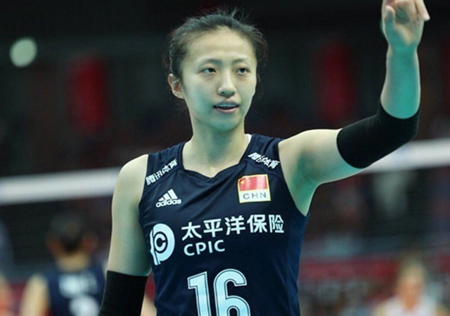 换血|中国女排或面临大换血,新任女排队长惹争议,郎平能看上她吗?